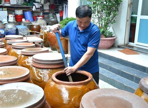 Người nông dân đưa hương vị nước mắm quê hương đến với bạn bè quốc tế